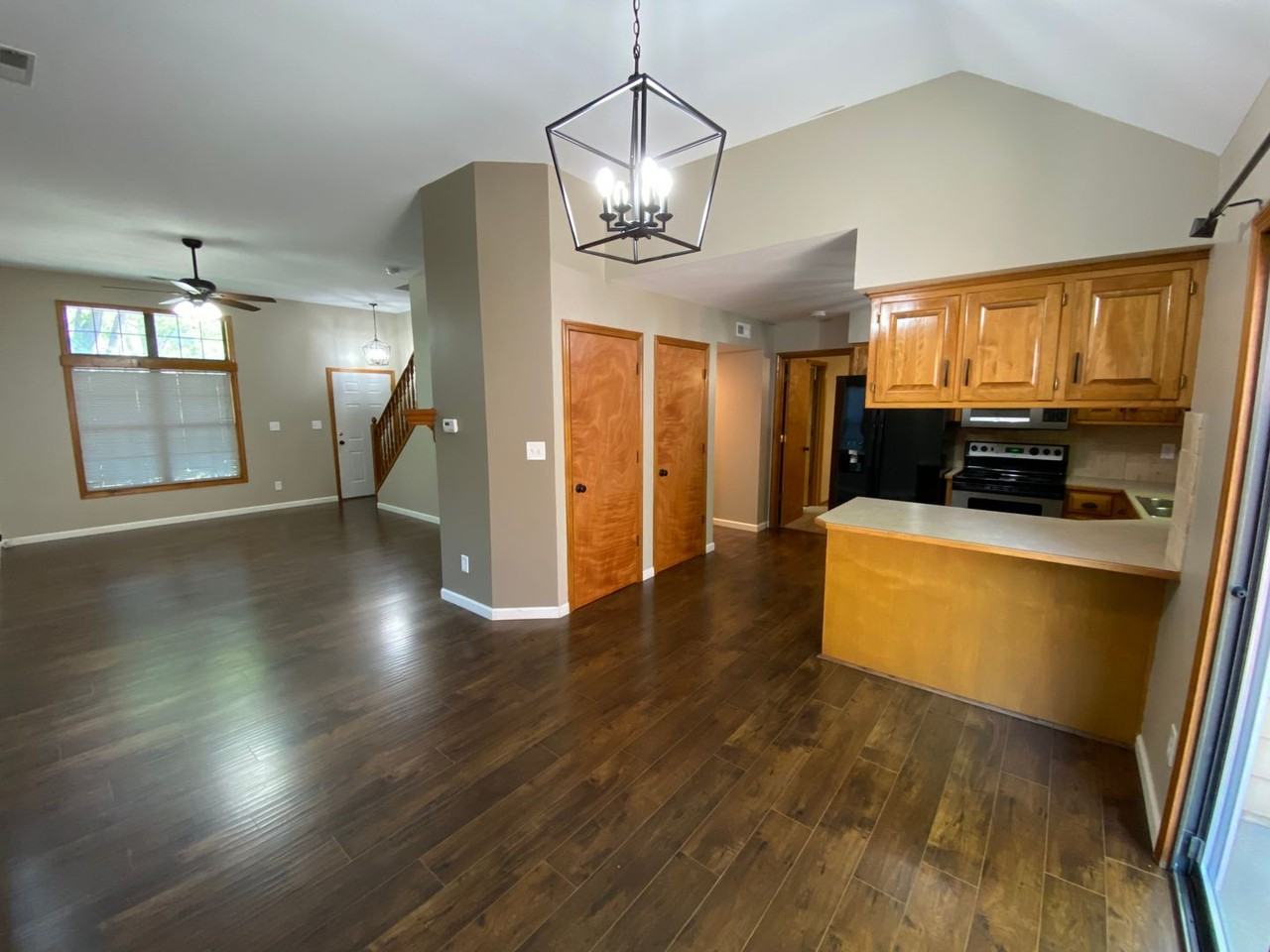 2203 Breckenridge Dr - Photo 4 of 14