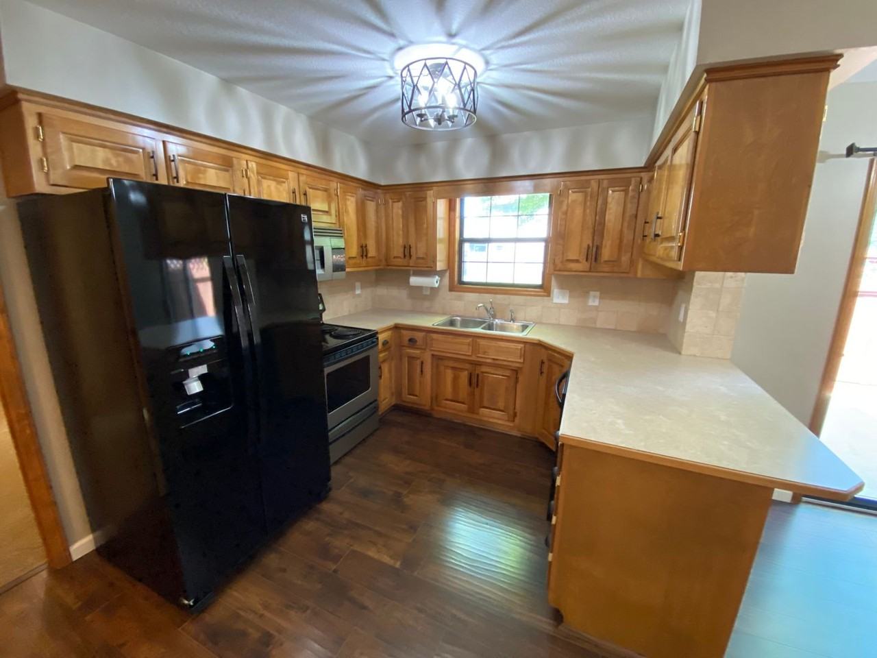 2203 Breckenridge Dr - Photo 5 of 14