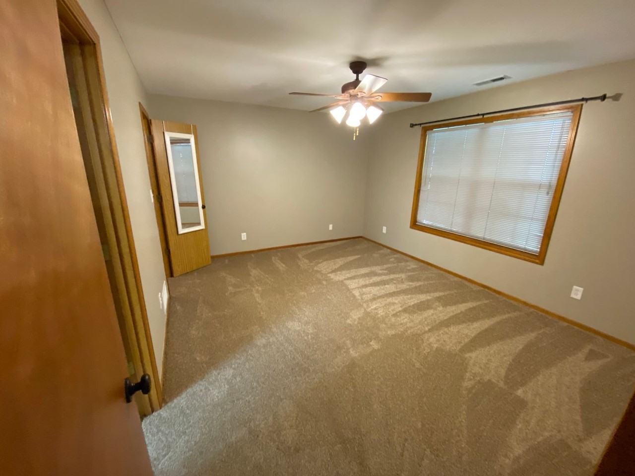 2203 Breckenridge Dr - Photo 6 of 14