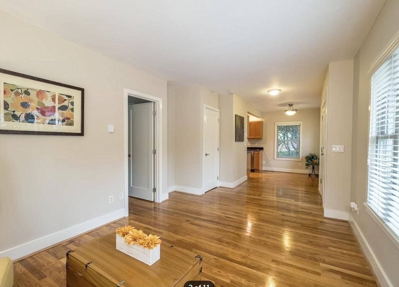 4015 8th Ave Ne - Photo 5 of 10