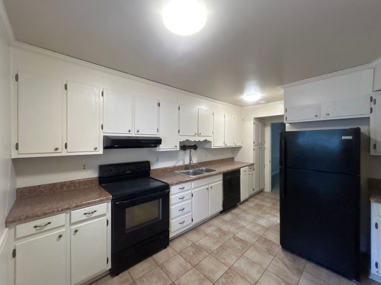 6628 Bunker Hill Cir - Photo 2 of 19