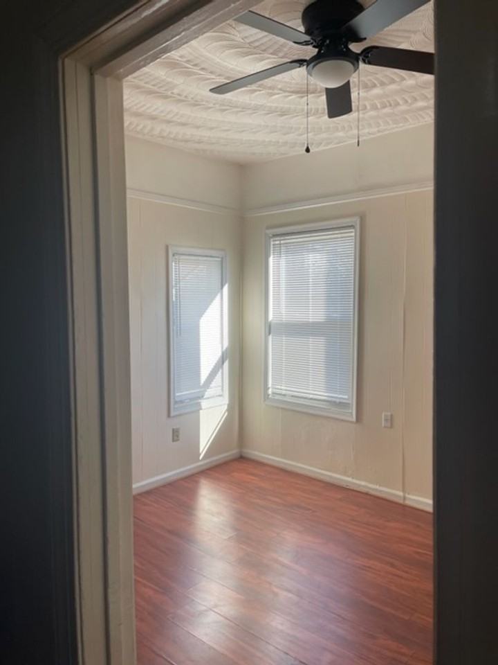 362 Ridgewell Ave - Photo 6 of 18