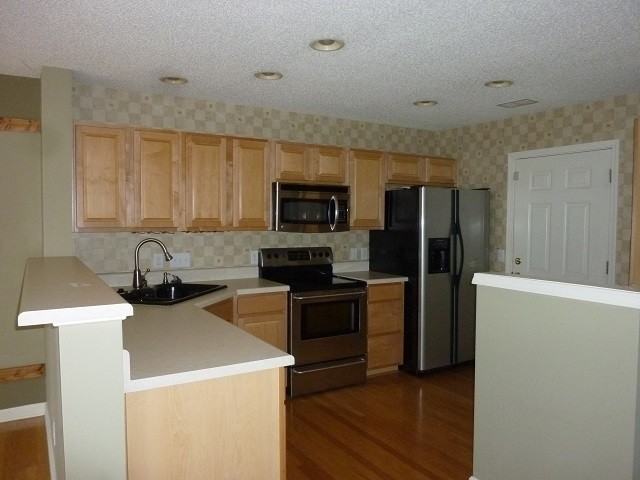 1418 Walnut Hill Dr - Photo 5 of 7