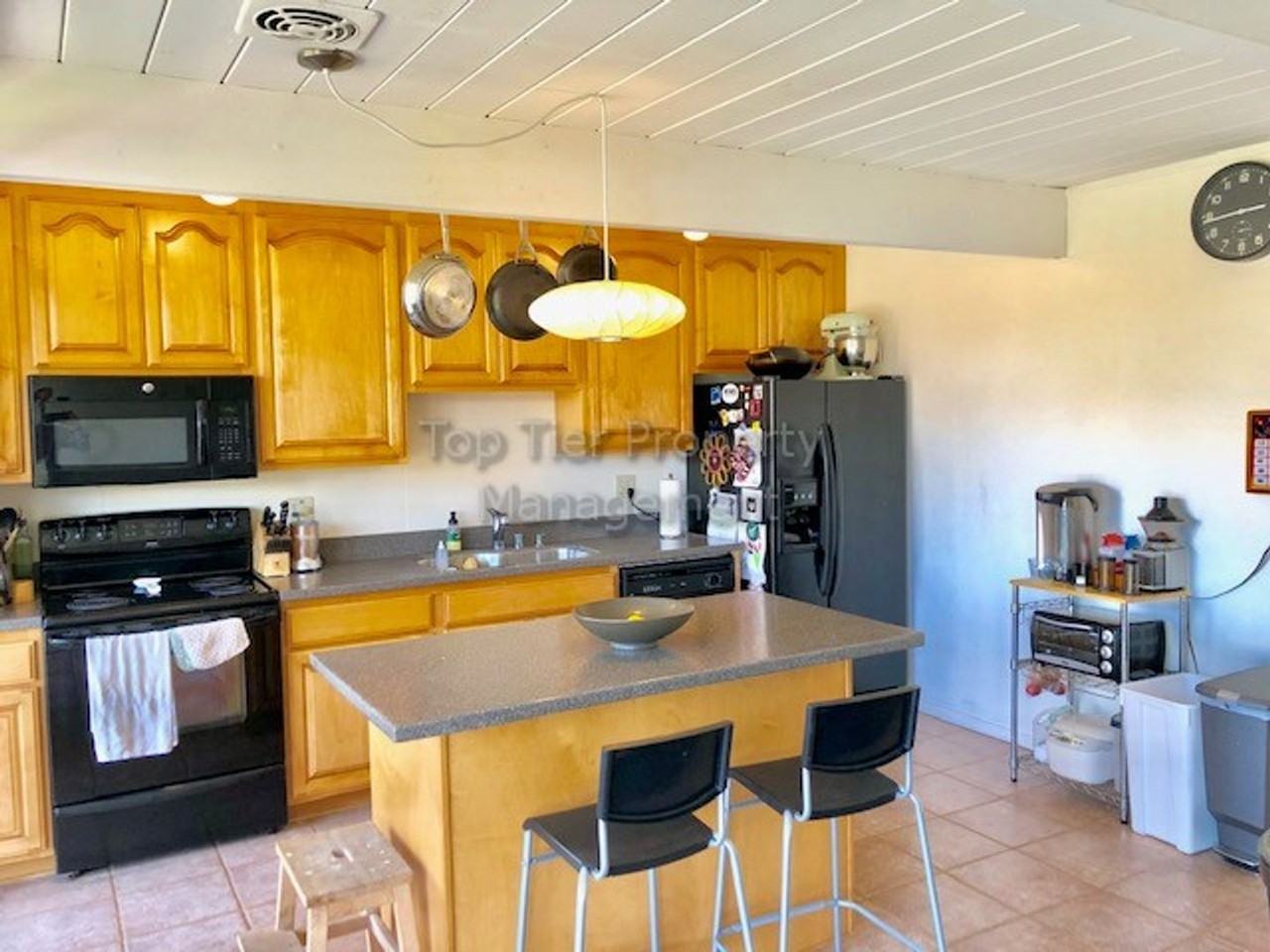 2772 San Benito Dr - Photo 6 of 17
