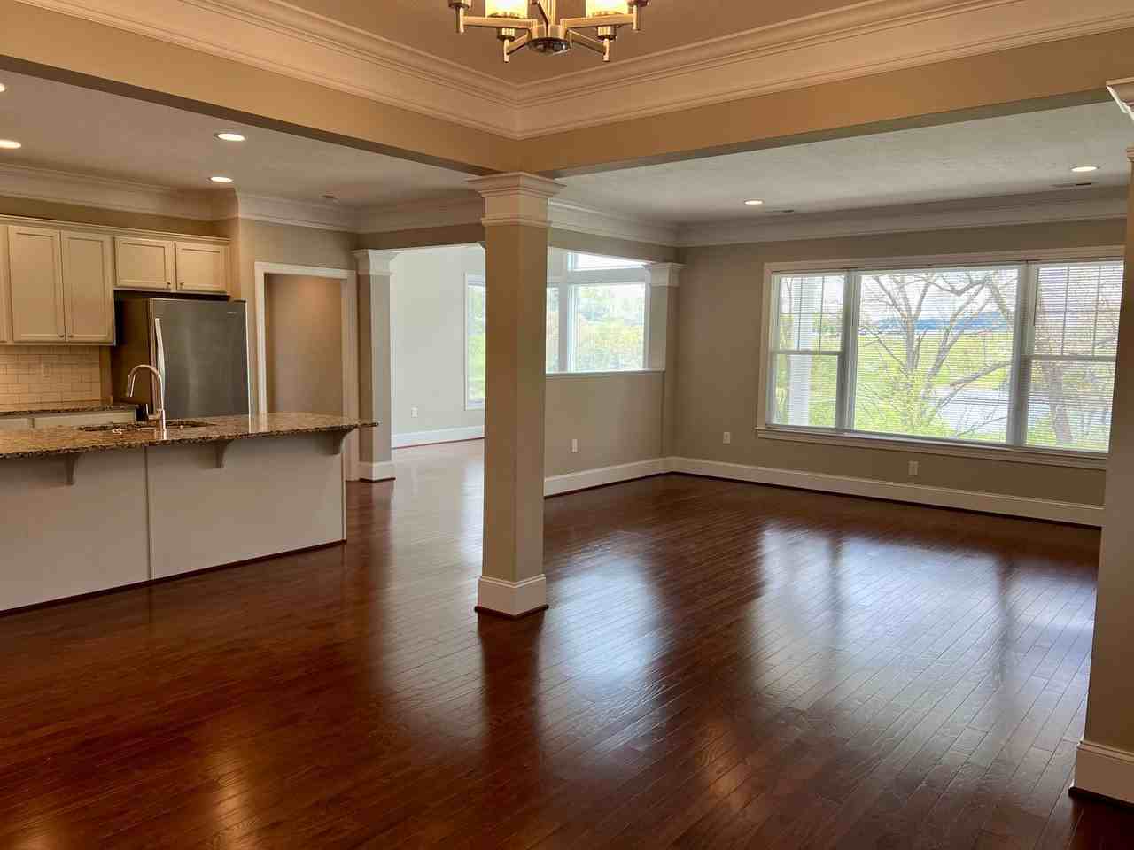 3815 Fairway View Dr - Photo 2 of 38