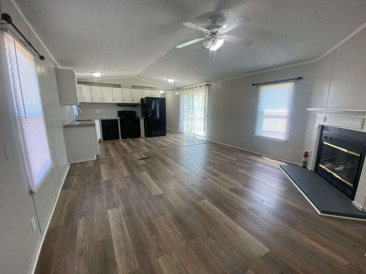 1705 Creason Dr - Photo 7 of 17