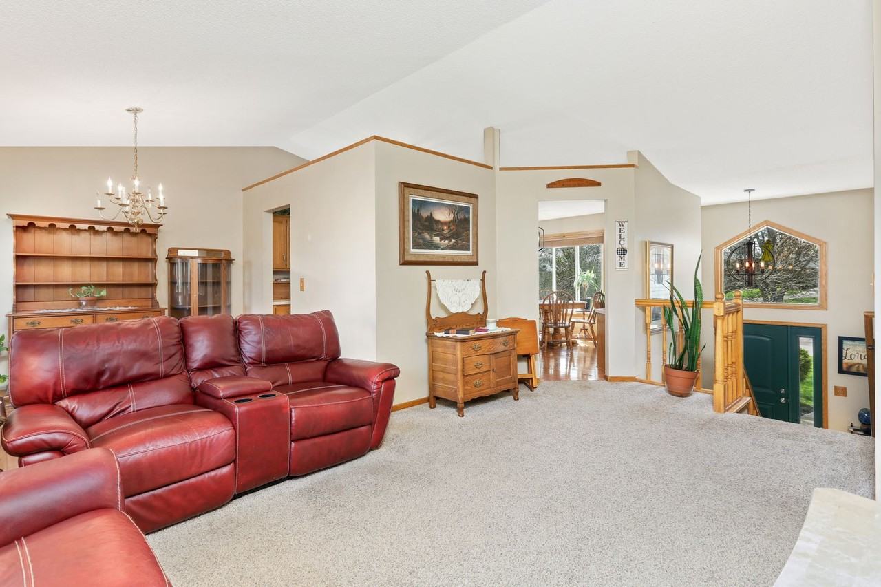 19441 Denver St Nw - Photo 3 of 13