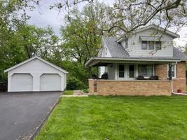 featured image of 5008 N Knoxville Ave