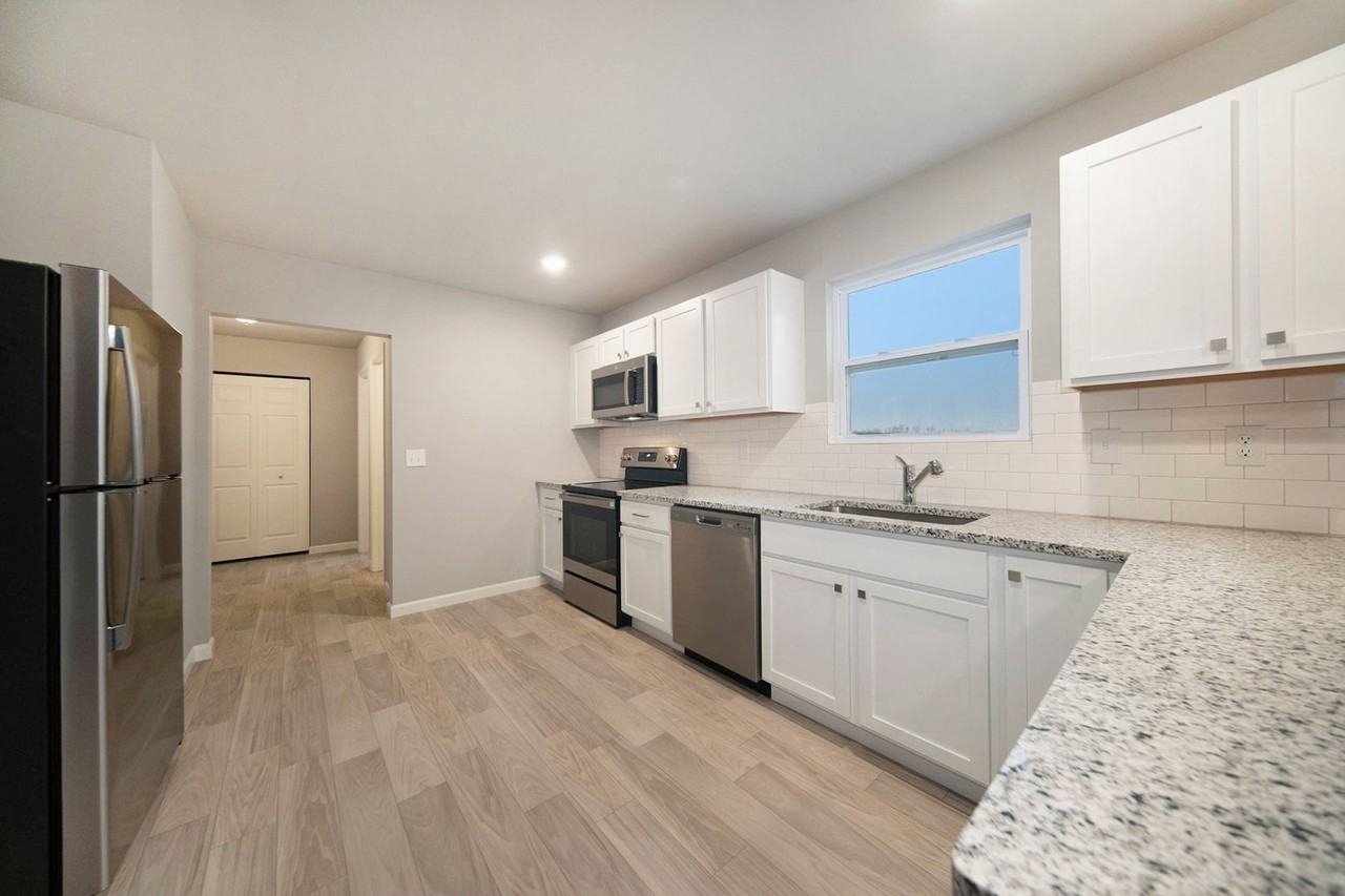 2142 Farm Valley Rd - Photo 3 of 22