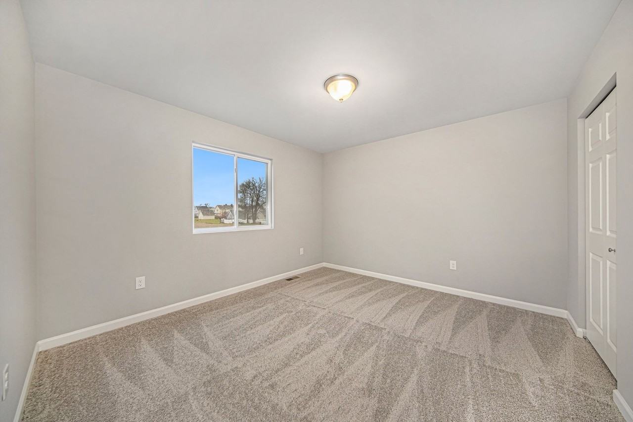 2142 Farm Valley Rd - Photo 7 of 22