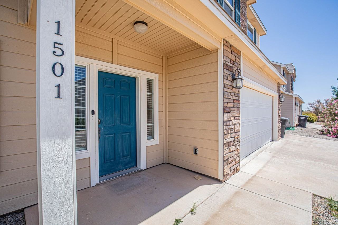 1501 Galway Dr - Photo 5 of 43