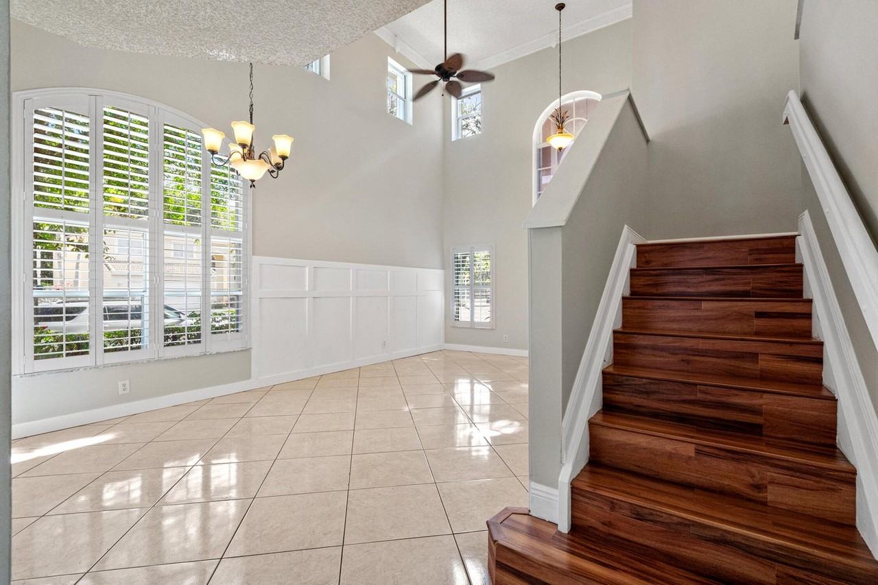 6325 Willoughby Cir #NA - Photo 3 of 32