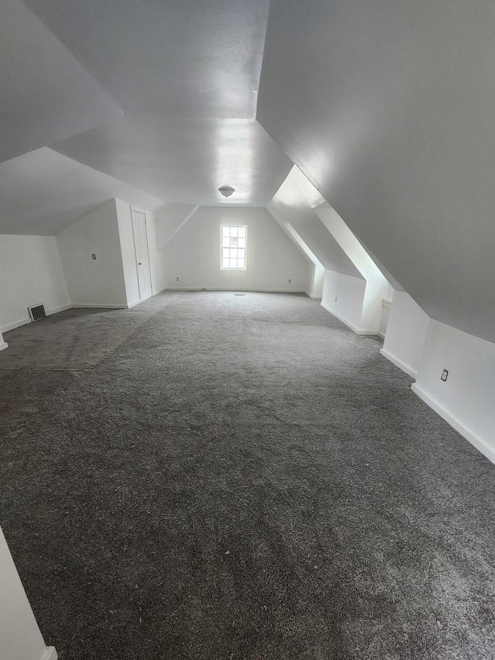 258 Prospect St #NA - Photo 3 of 9