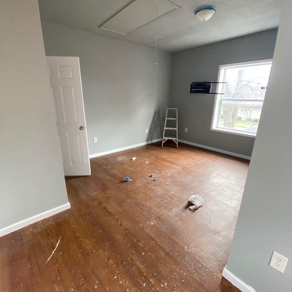 446 6th Ave - Photo 6 of 13