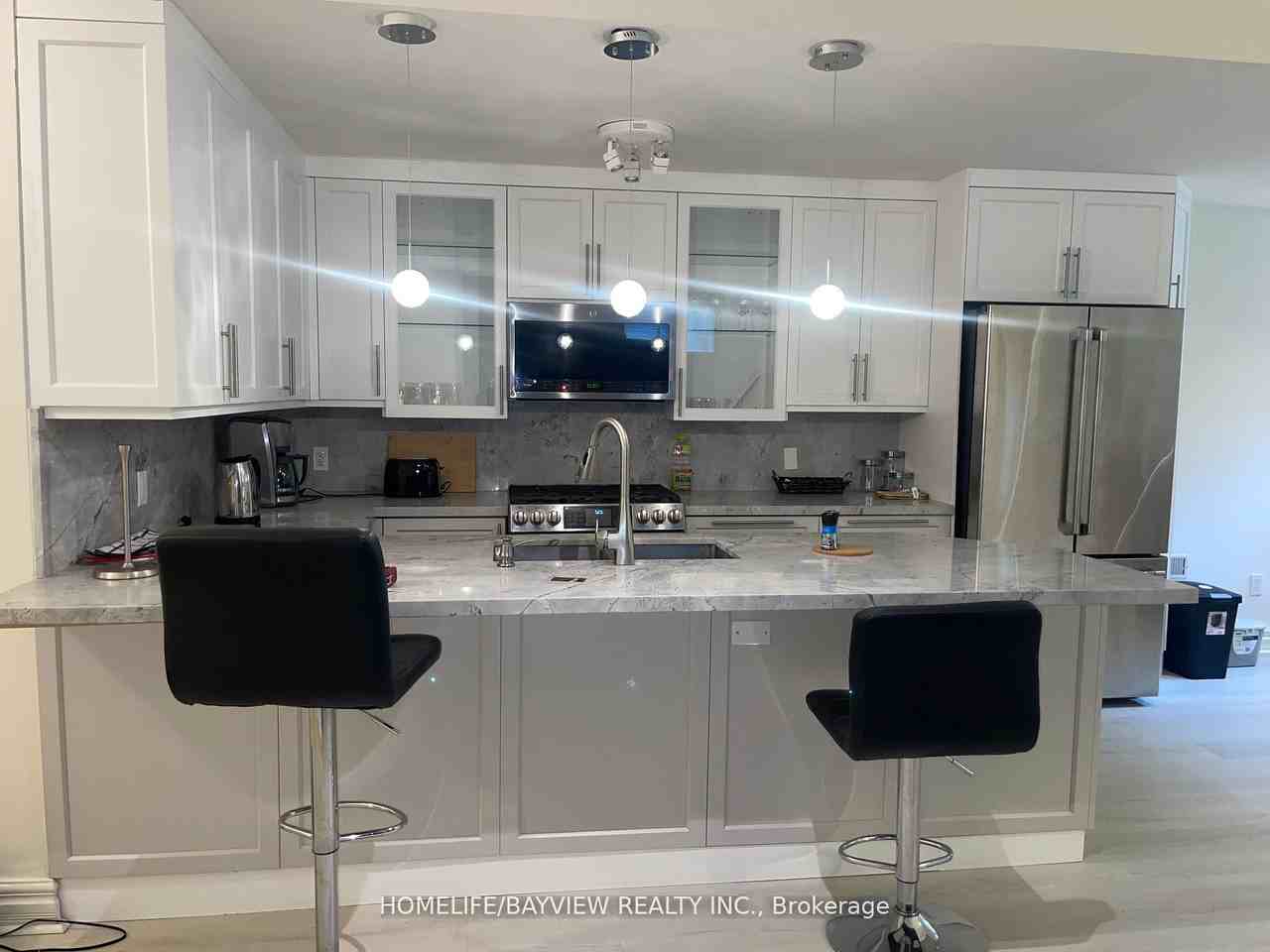 42 Cotswold Crescent - Photo 2 of 5