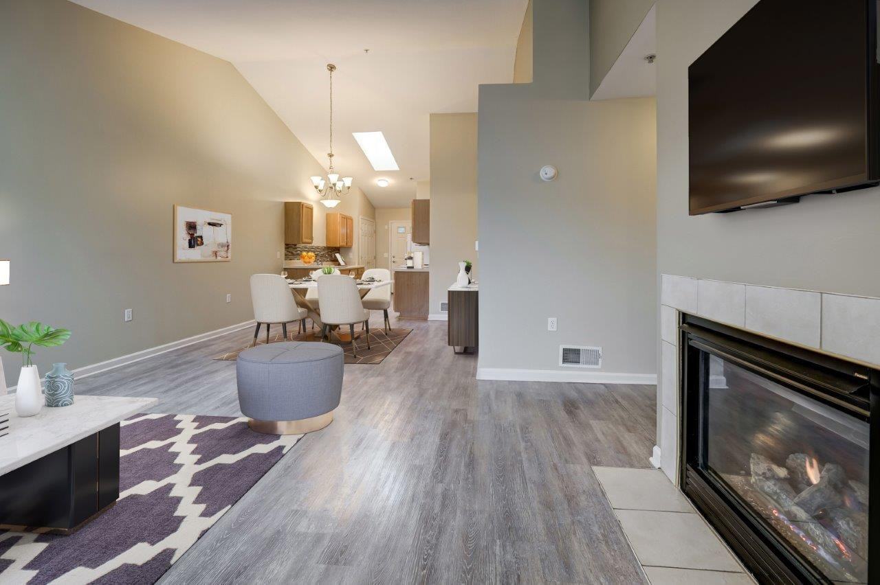 Villas of Victor and Regency Townhomes - Photo 6 of 43