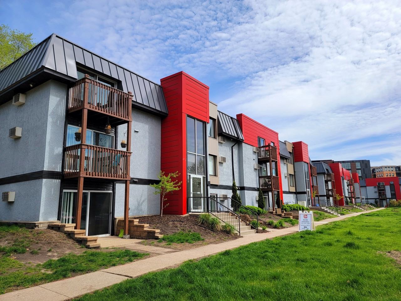 LIV Apartments - Photo 3 of 14