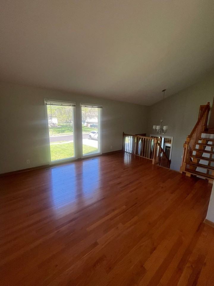 7113 S 75th Ave - Photo 5 of 30