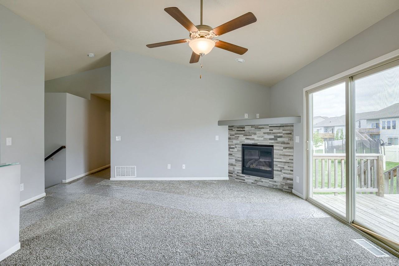 18906 Birch Ave - Photo 6 of 25