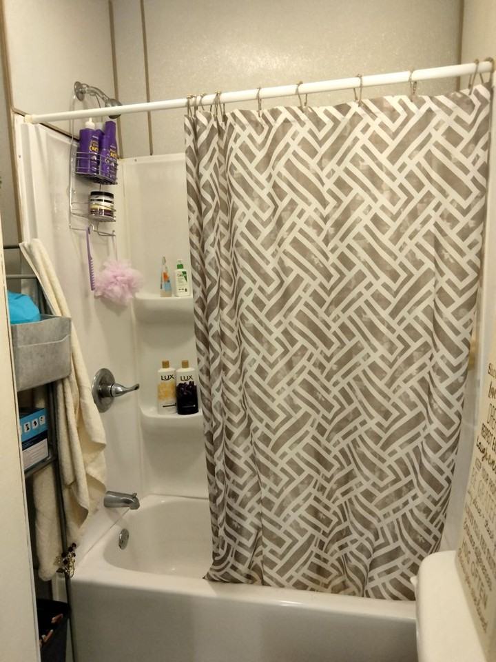 109 E School St #5 - Photo 7 of 10