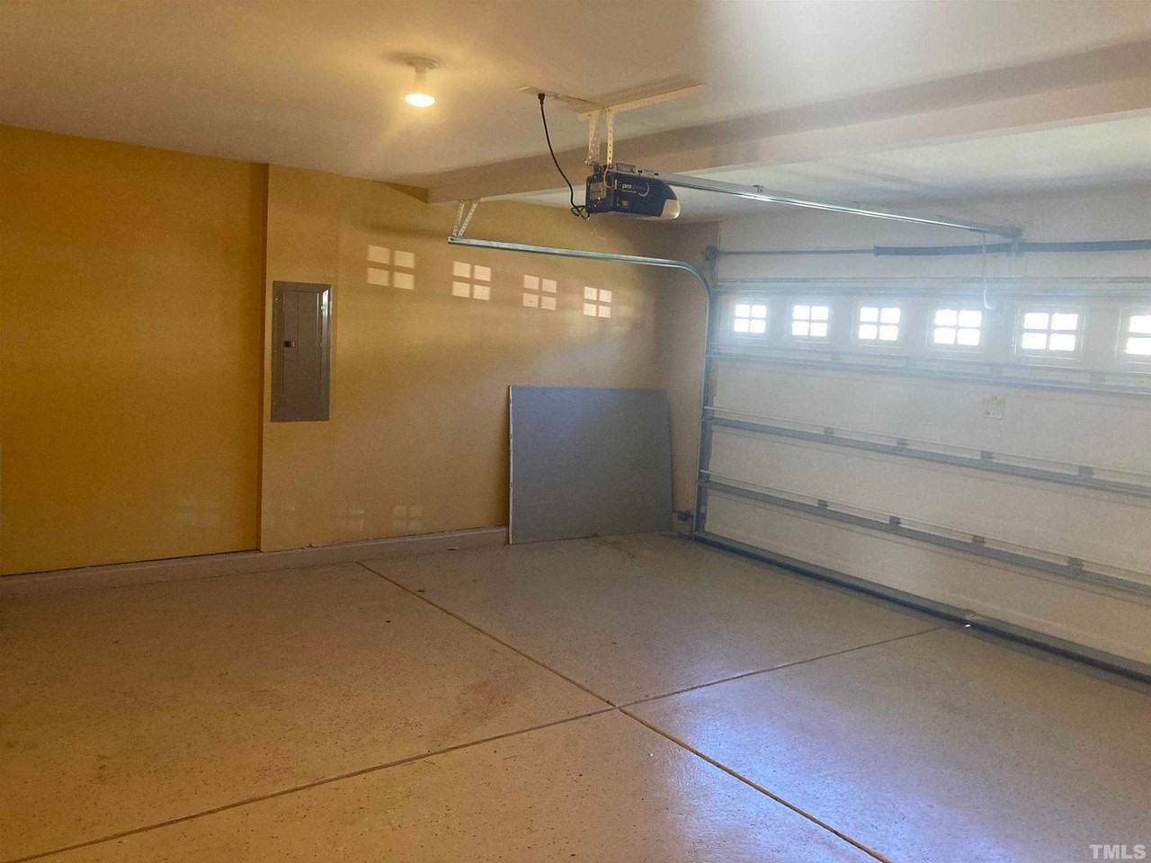 2418 Ferdinand Dr - Photo 3 of 31