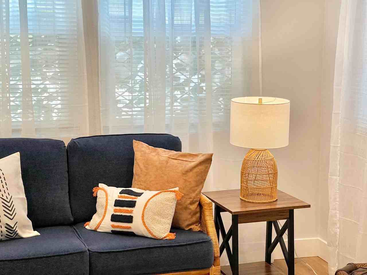 3945 Sunset Ln - Photo 6 of 31