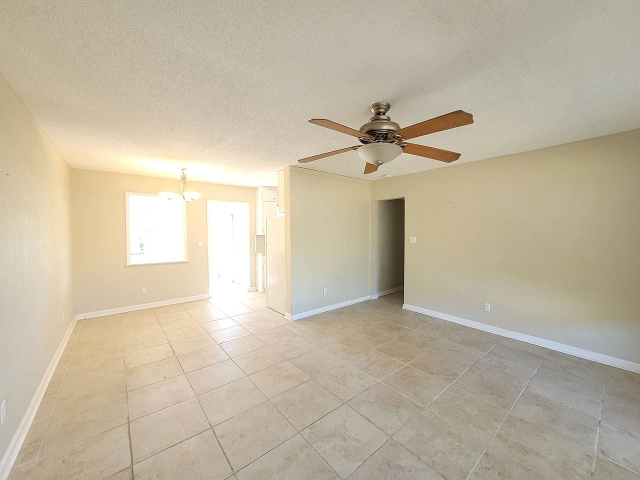 331 Emory Dr - Photo 6 of 22