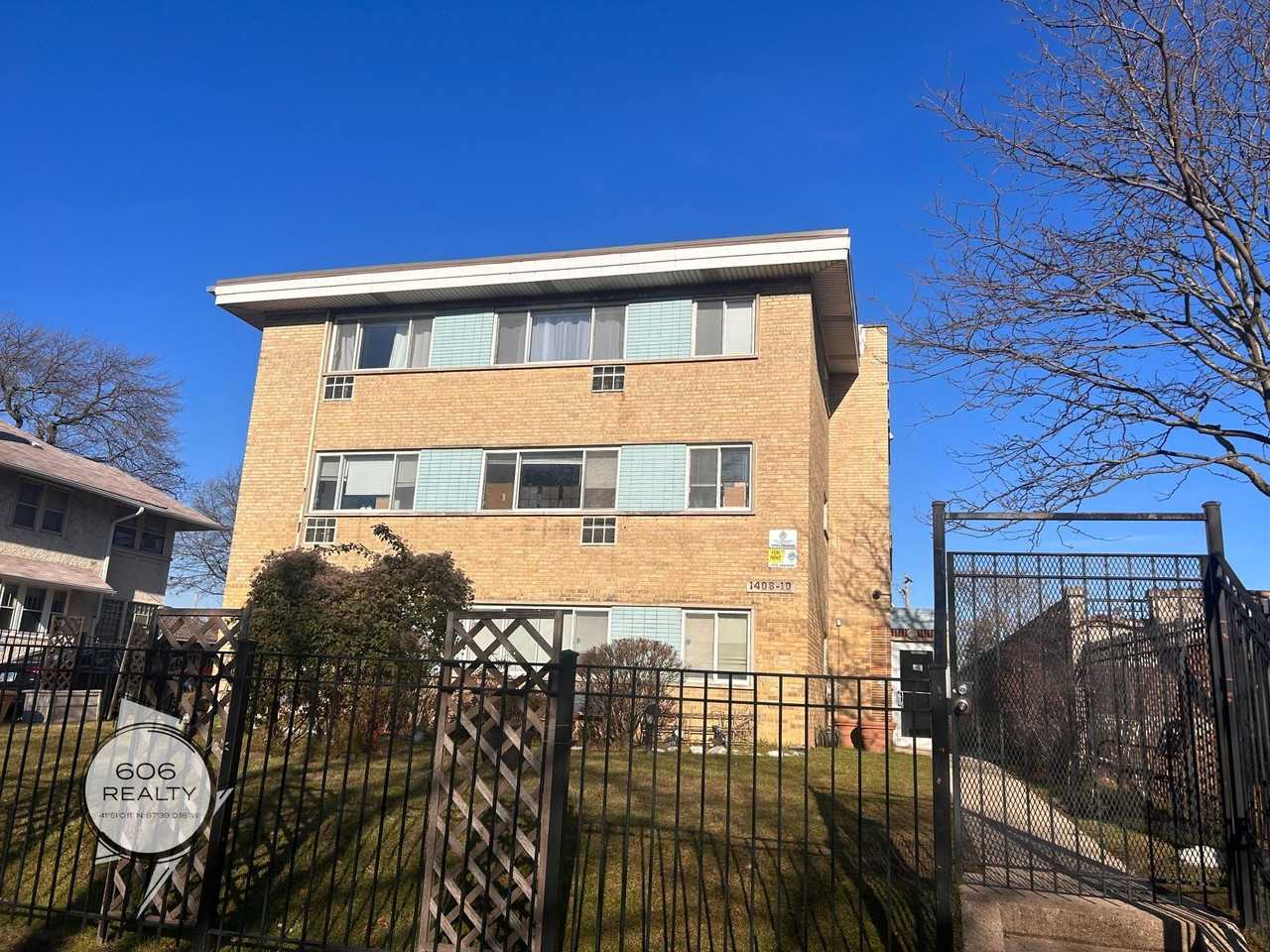 East Rogers Park Units on Juneway! Apartments 1408 W Juneway Ter