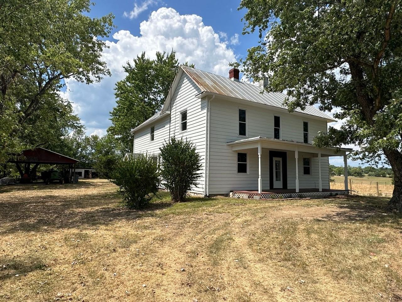 317 Confidence Lane - Photo 2 of 22