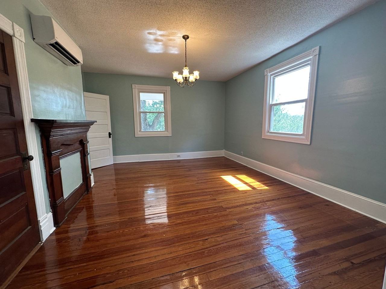 317 Confidence Lane - Photo 6 of 22