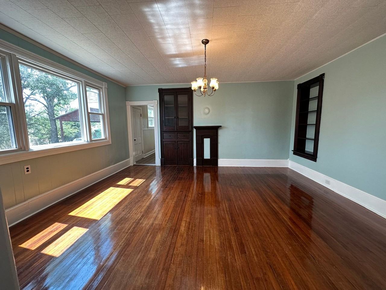 317 Confidence Lane - Photo 7 of 22