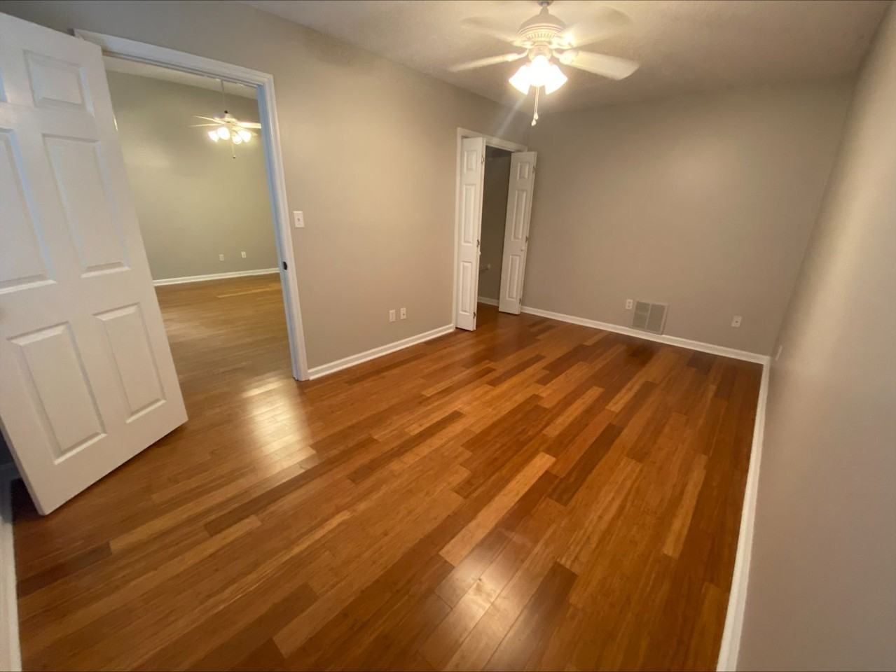 10133 Bellflower Way - Photo 3 of 14