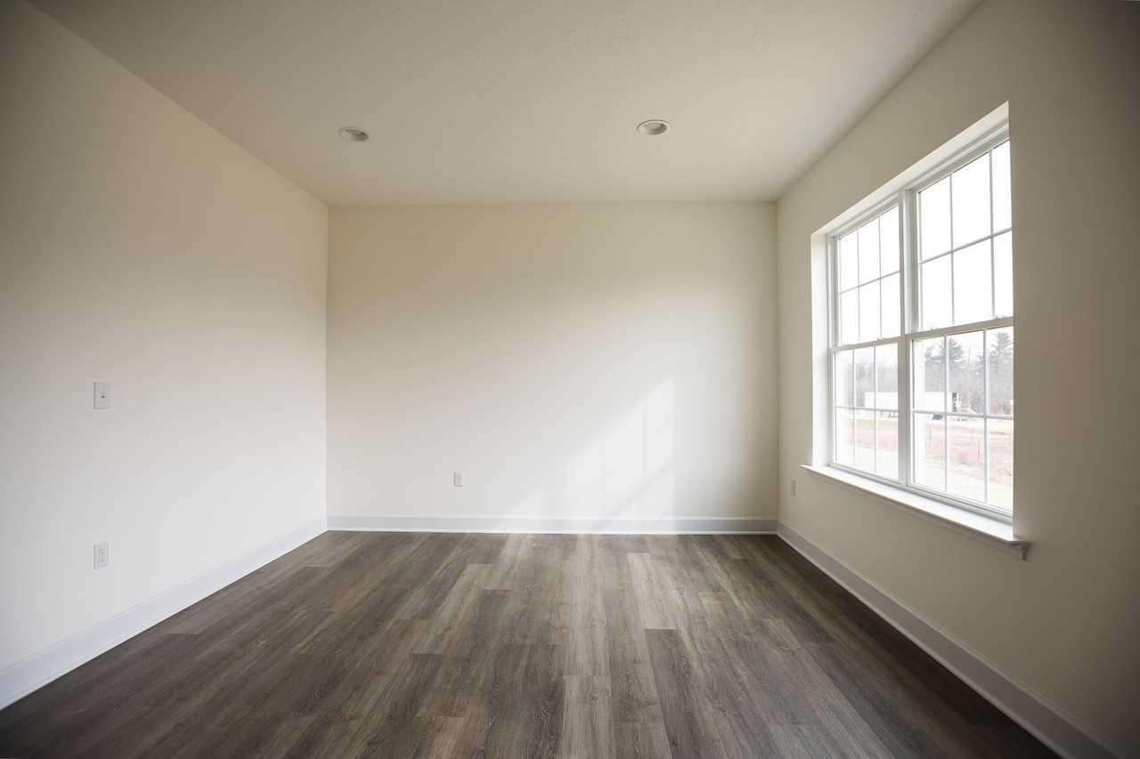 3748 Castle Dr - Photo 3 of 20