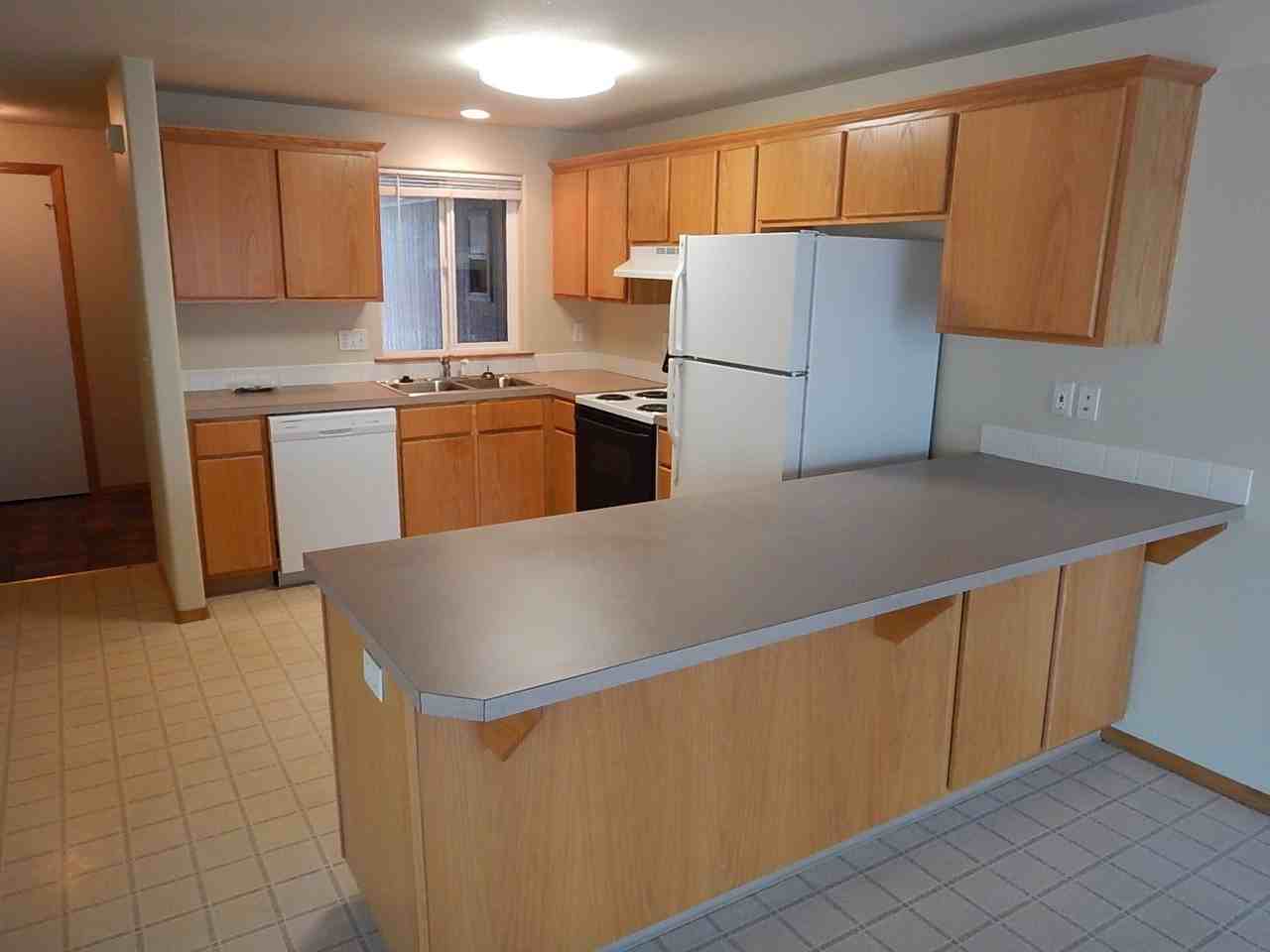 0177 - Photo 2 of 16