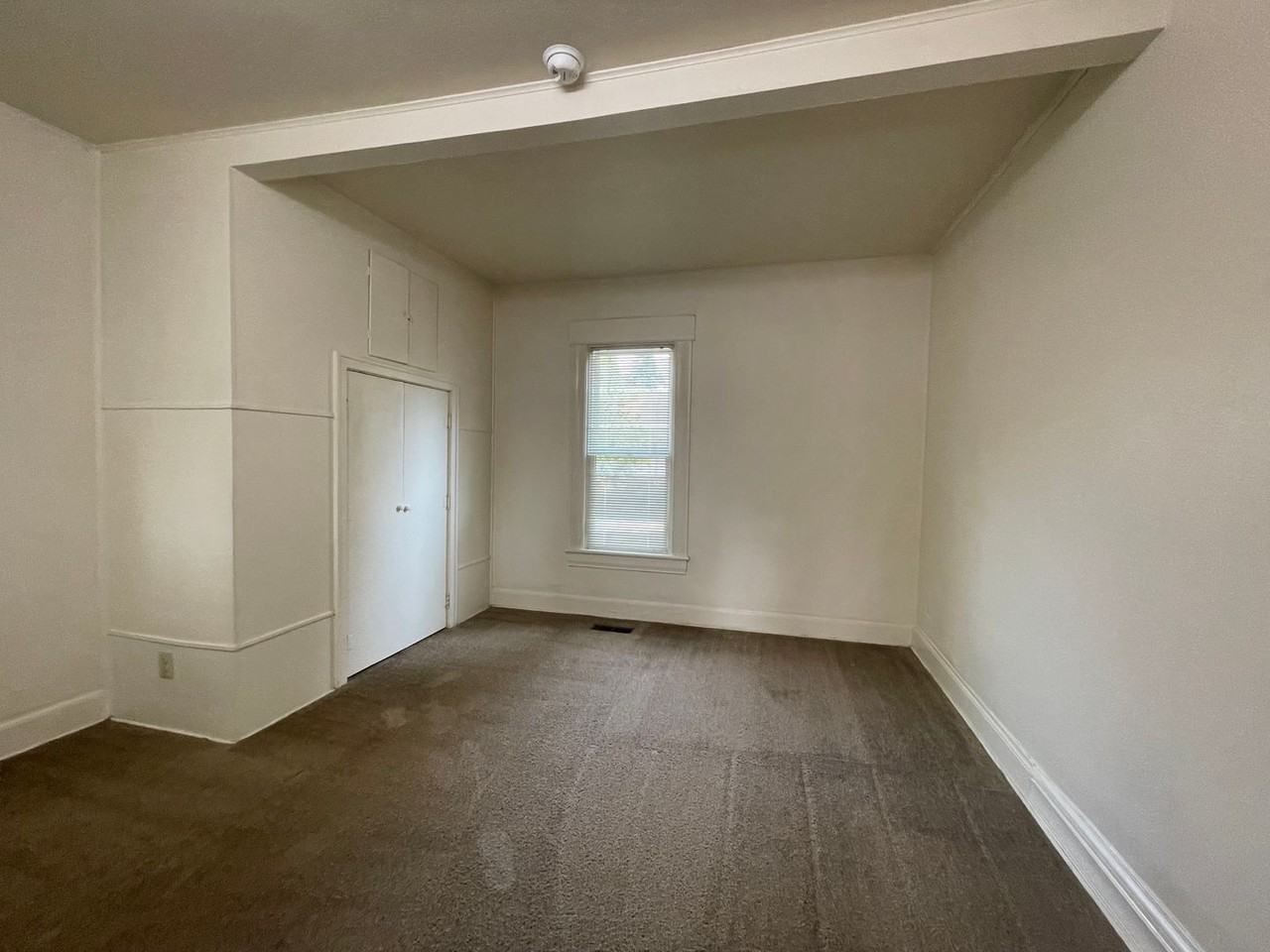 237 E 15th Ave - Photo 4 of 33