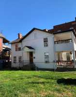 featured image of 211 11th St