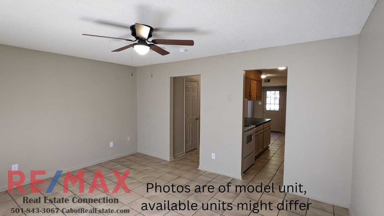 300 W 4th St - Photo 2 of 12