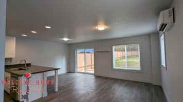 featured image of 116 116 & 118 Oak St.