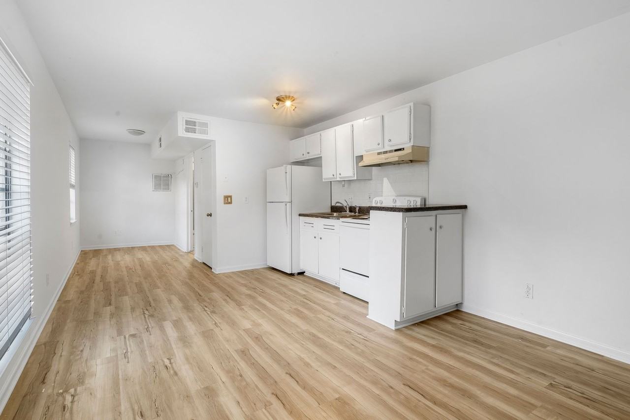 Cliff Place - Photo 3 of 44