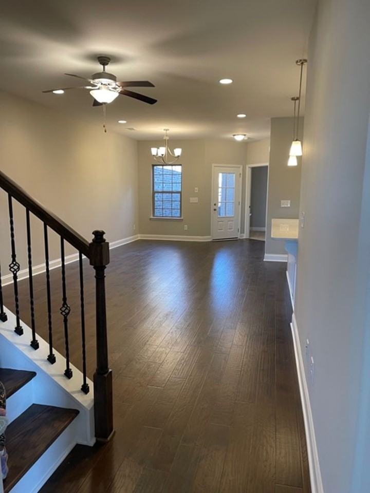 818 Griff Ln - Photo 5 of 26