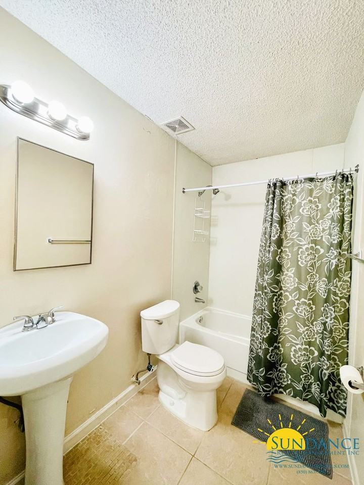 632 Carnathan Ct - Photo 7 of 17