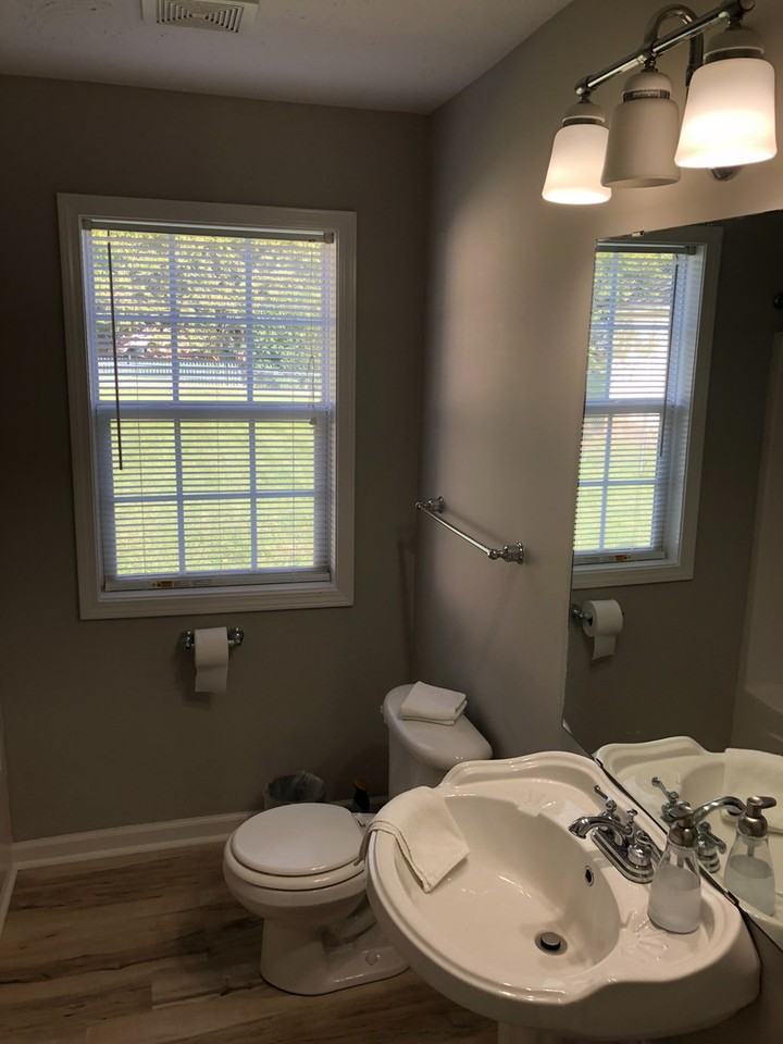 845 Nutwood St - Photo 5 of 7