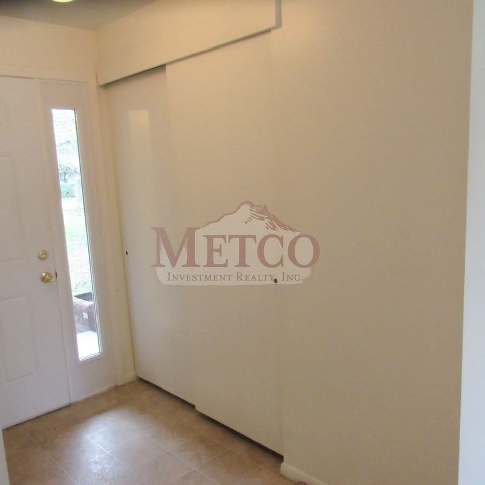 3460 High St - Photo 3 of 20