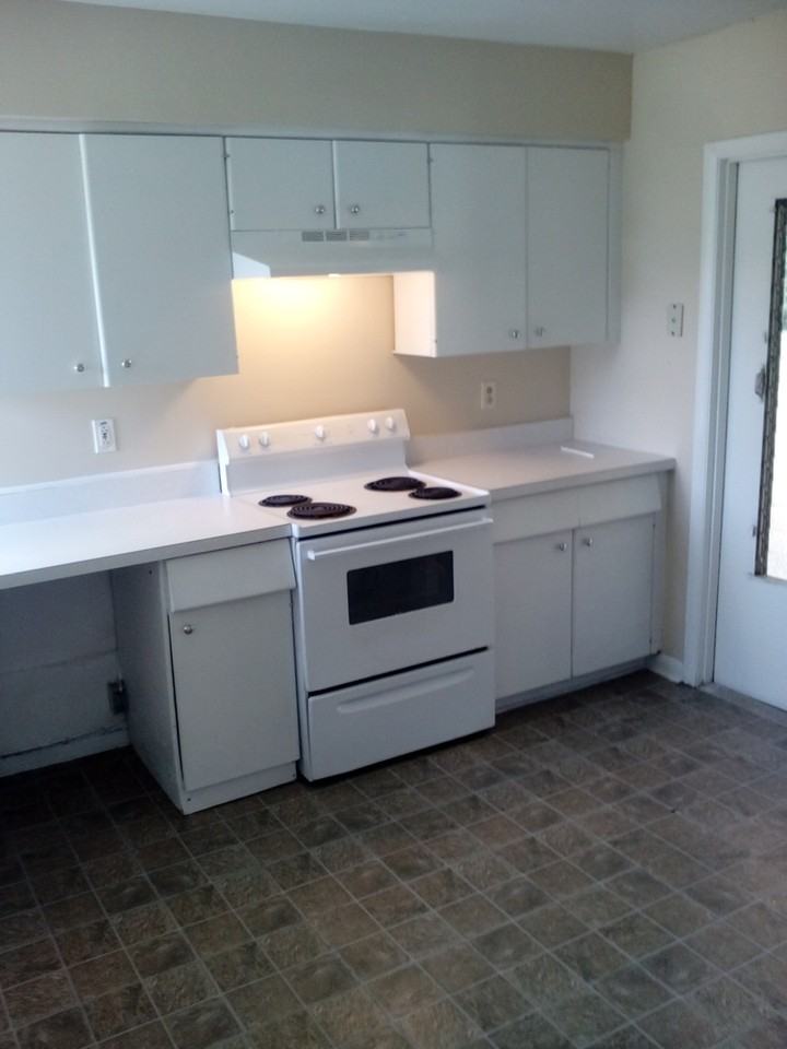 1583 N Page Dr - Photo 2 of 9