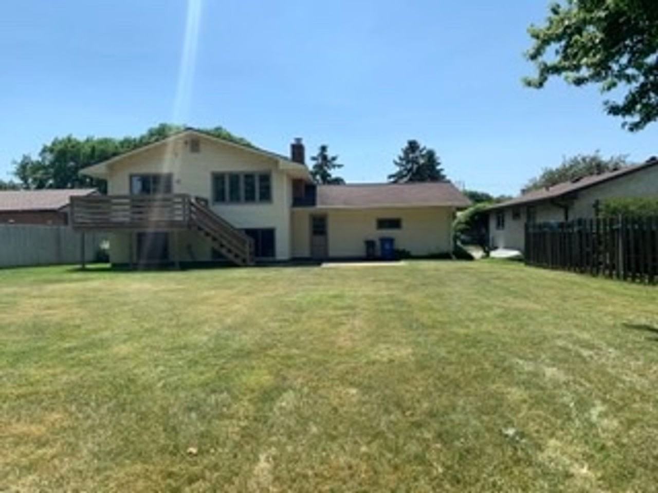 623 Marshall St Ne - Photo 3 of 15