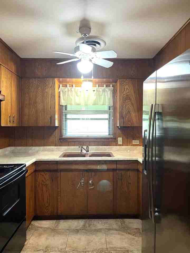 136 Valley Oak Dr - Photo 7 of 16