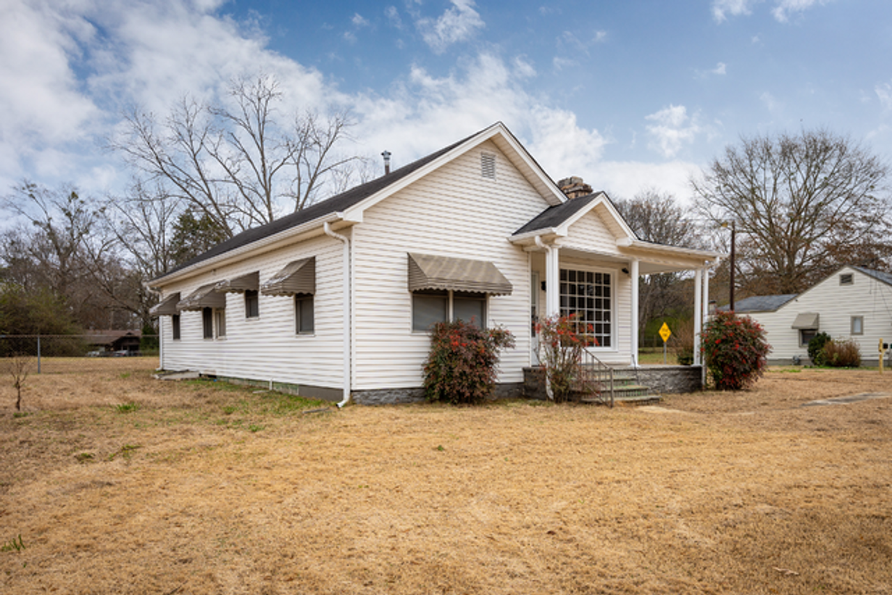 1757 Cherry Ave - Photo 3 of 20