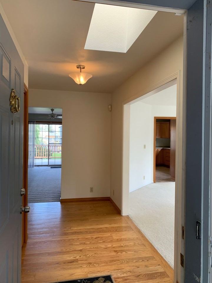 1033 S 232nd St - Photo 5 of 50