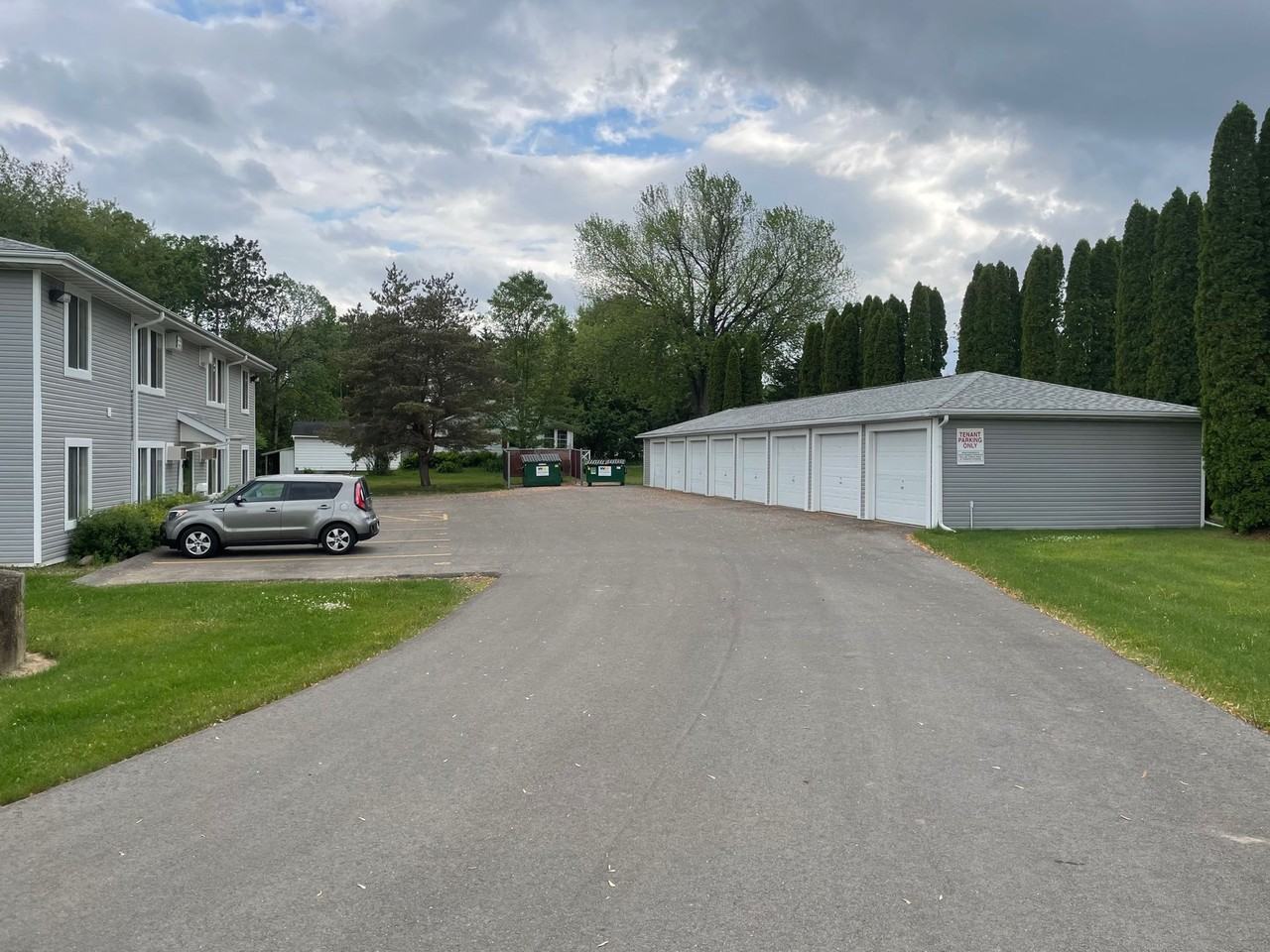 Alpine Haus LLC - Photo 2 of 4