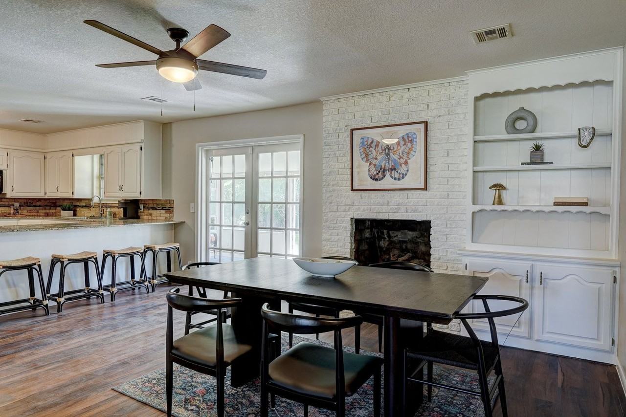 5912 E 45th St - Photo 3 of 36